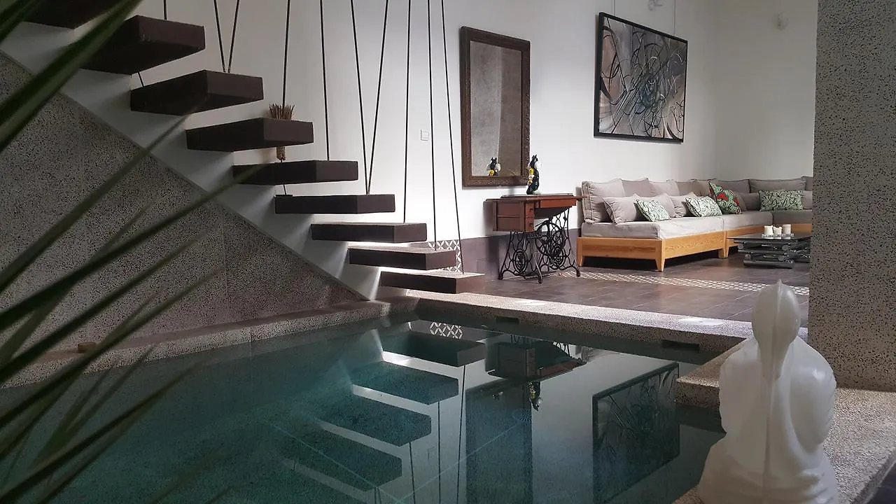 Riad Hotel Dar d'Art à Marrakesh